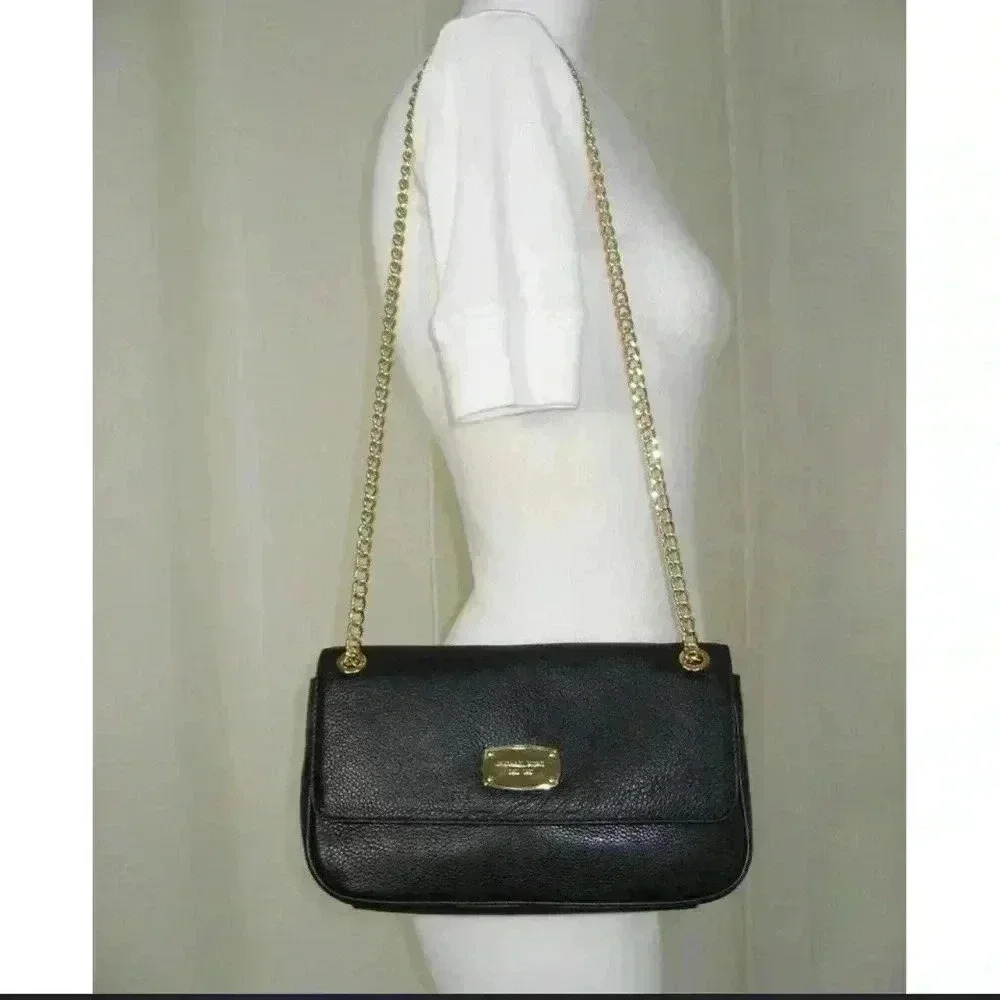 Micheal Kors Black and Gold Purse EUC - Picture 8 of 8